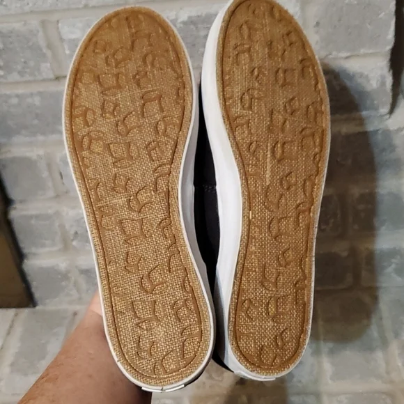 Reef Shoes Womens size 9 black NEW sneakers boat shoes - Picture 8 of 8